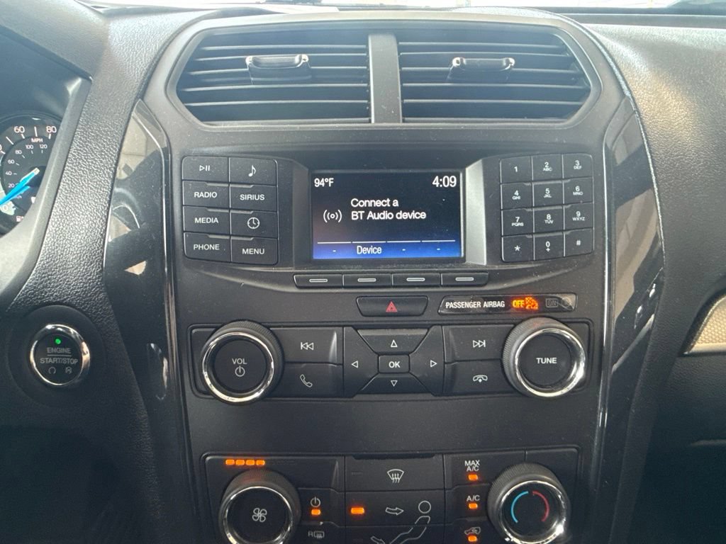 Used 2018 Ford Explorer XLT AWD/4WD image 21