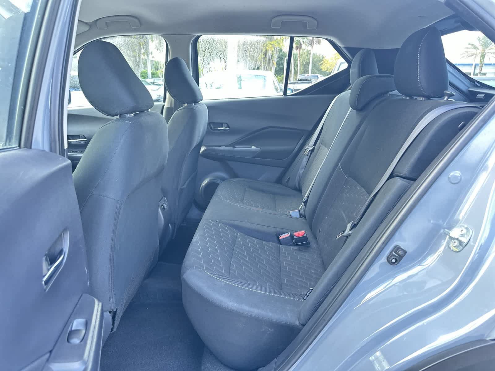 Used 2024 Nissan Kicks SV FWD image 15