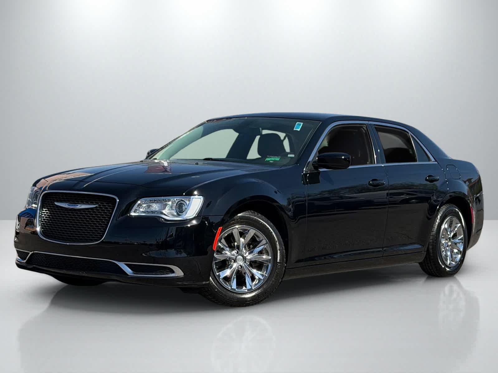 Used 2019 Chrysler 300 Touring