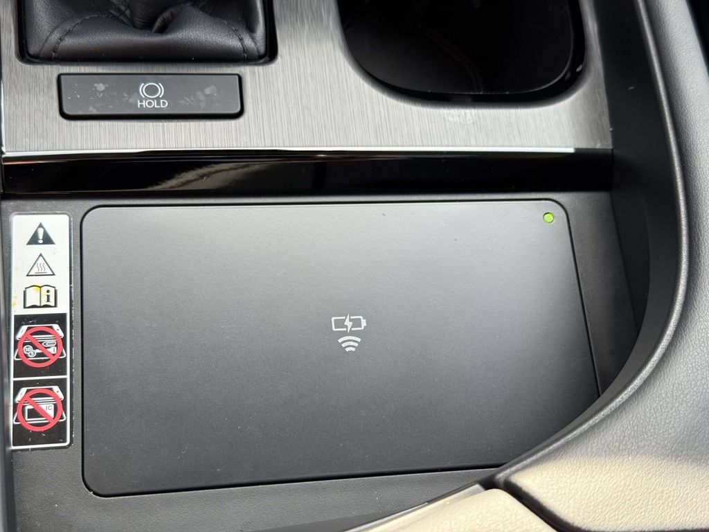 Used 2023 Lexus ES 350 Ultra Luxury w/ Accessory Package (Z2) FWD image 26
