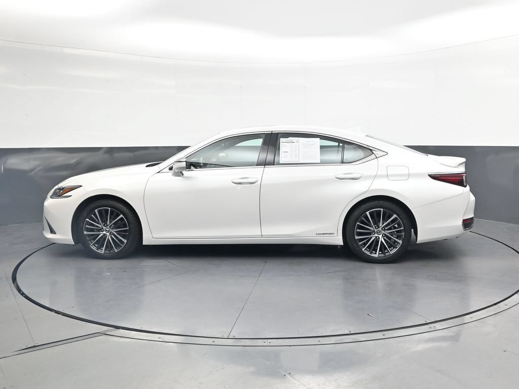 Used 2022 Lexus ES 300h w/ Premium Package FWD image 12