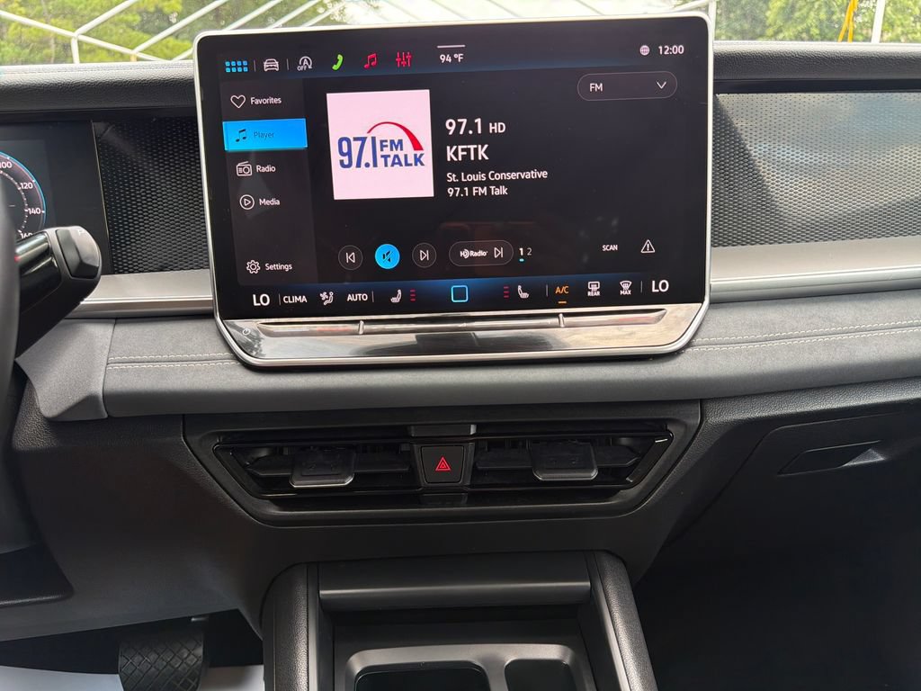New 2026 Volkswagen Tiguan SE AWD/4WD image 16