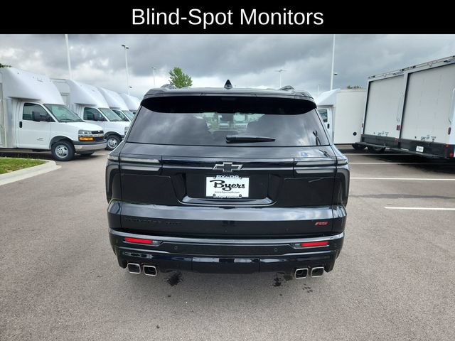 Used 2025 Chevrolet Traverse RS AWD/4WD image 8