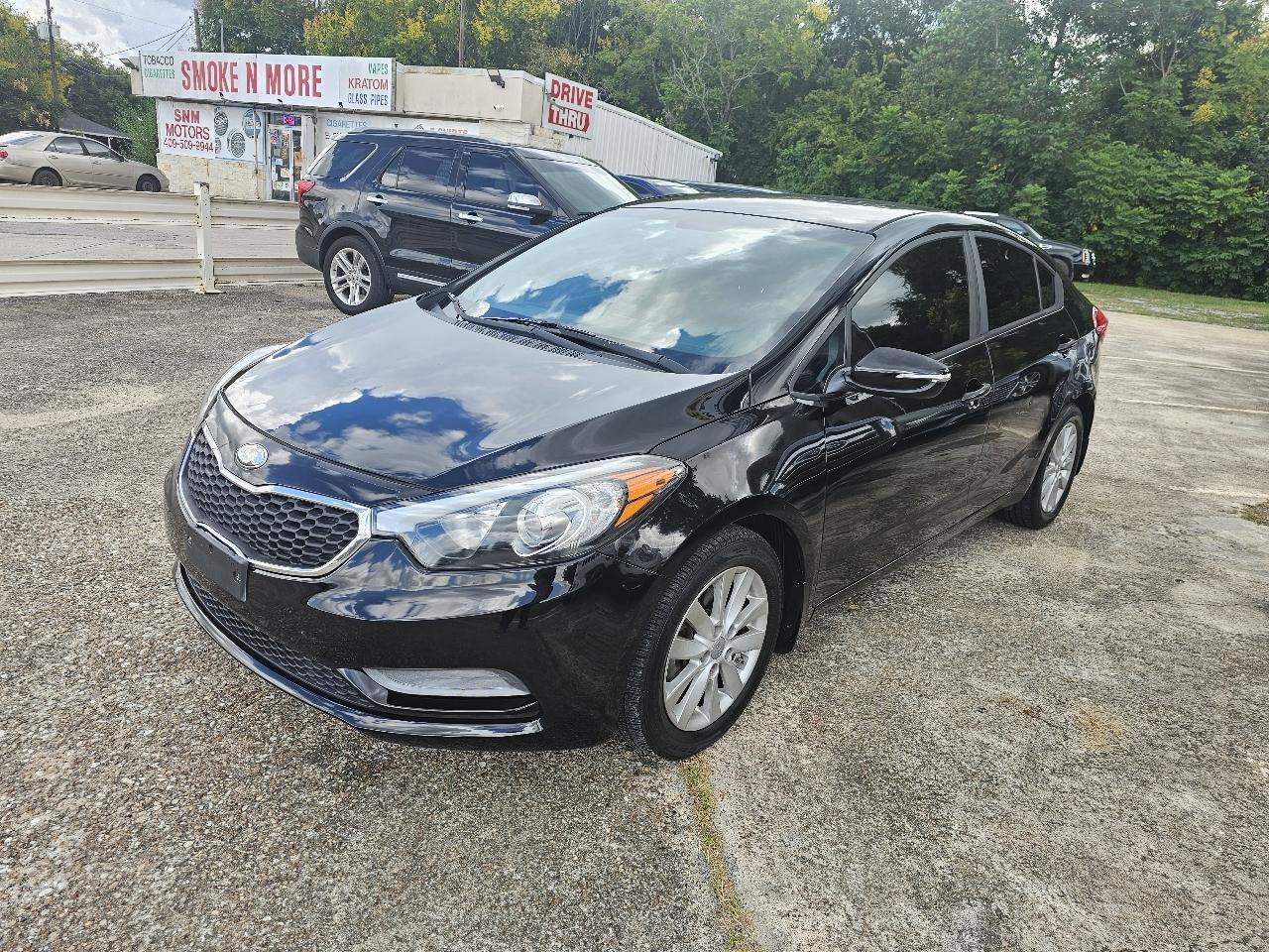 Used 2014 Kia Forte LX w/ Popular Package FWD image 4