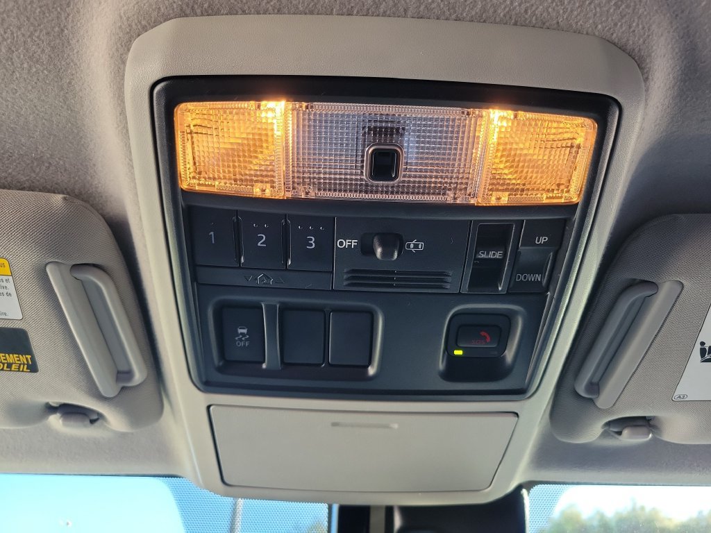 Used 2022 Toyota 4Runner Limited RWD image 33