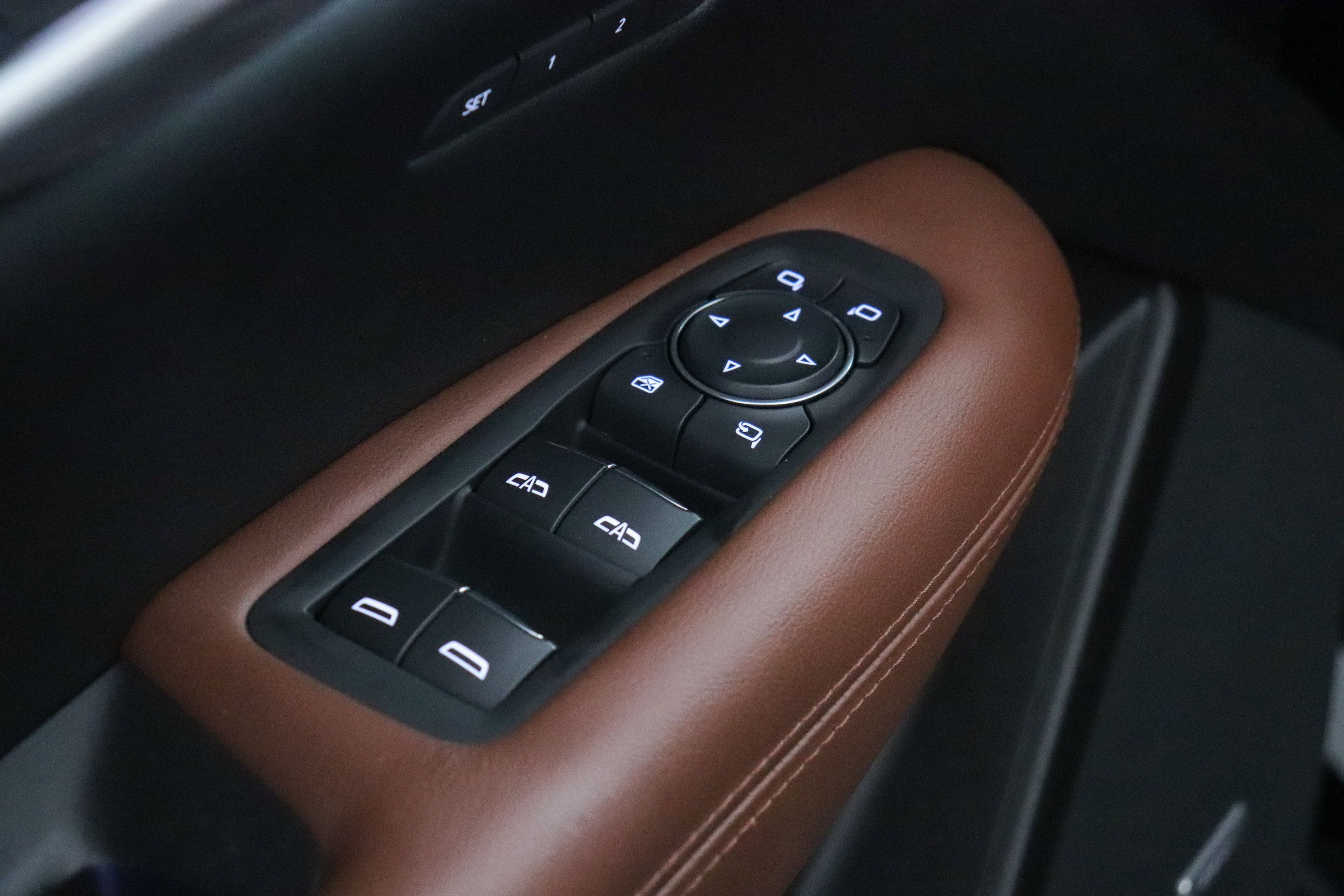 Used 2023 Cadillac XT5 Sportv w/ Technology Package image 12