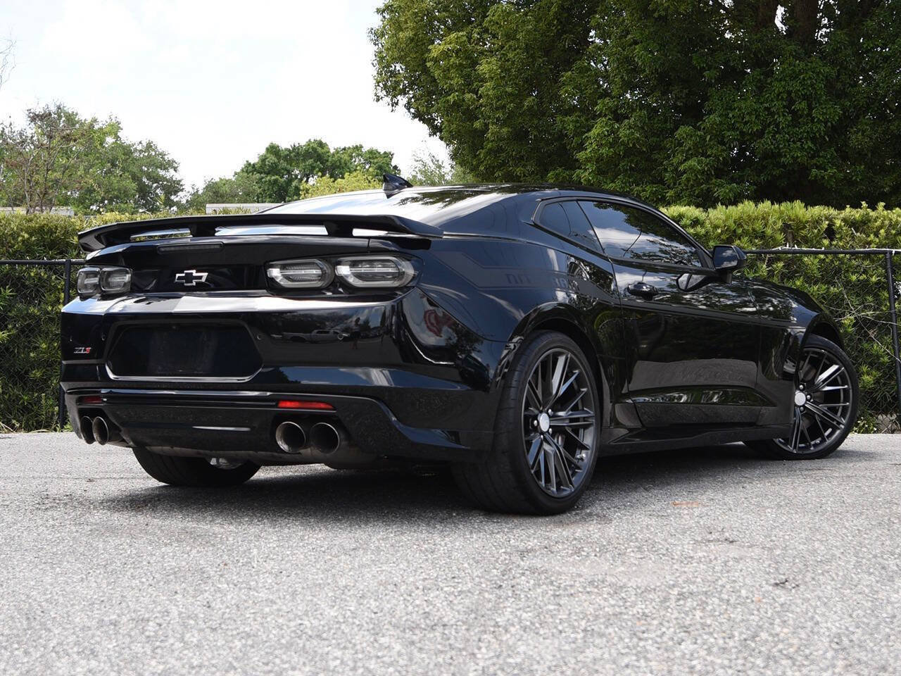Used 2019 Chevrolet Camaro ZL1 RWD image 13