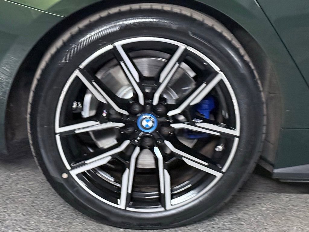 Used 2023 BMW i4 M50 w/ Premium Package image 8