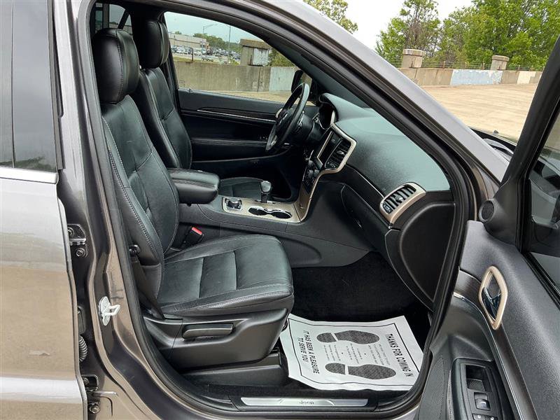 Used 2014 Jeep Grand Cherokee Limited AWD/4WD image 33