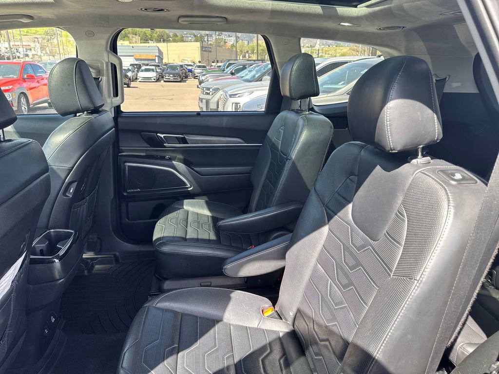 Used 2020 Kia Telluride SX w/ SX Prestige Package AWD/4WD image 29