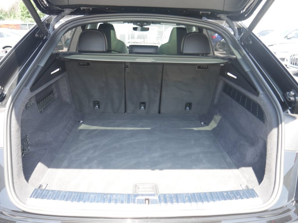 Certified 2024 Audi SQ8 Premium Plus w/ S Sport Package AWD/4WD image 19