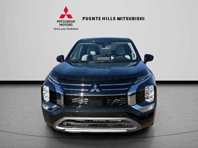 New 2026 Mitsubishi Outlander SE FWD image 2