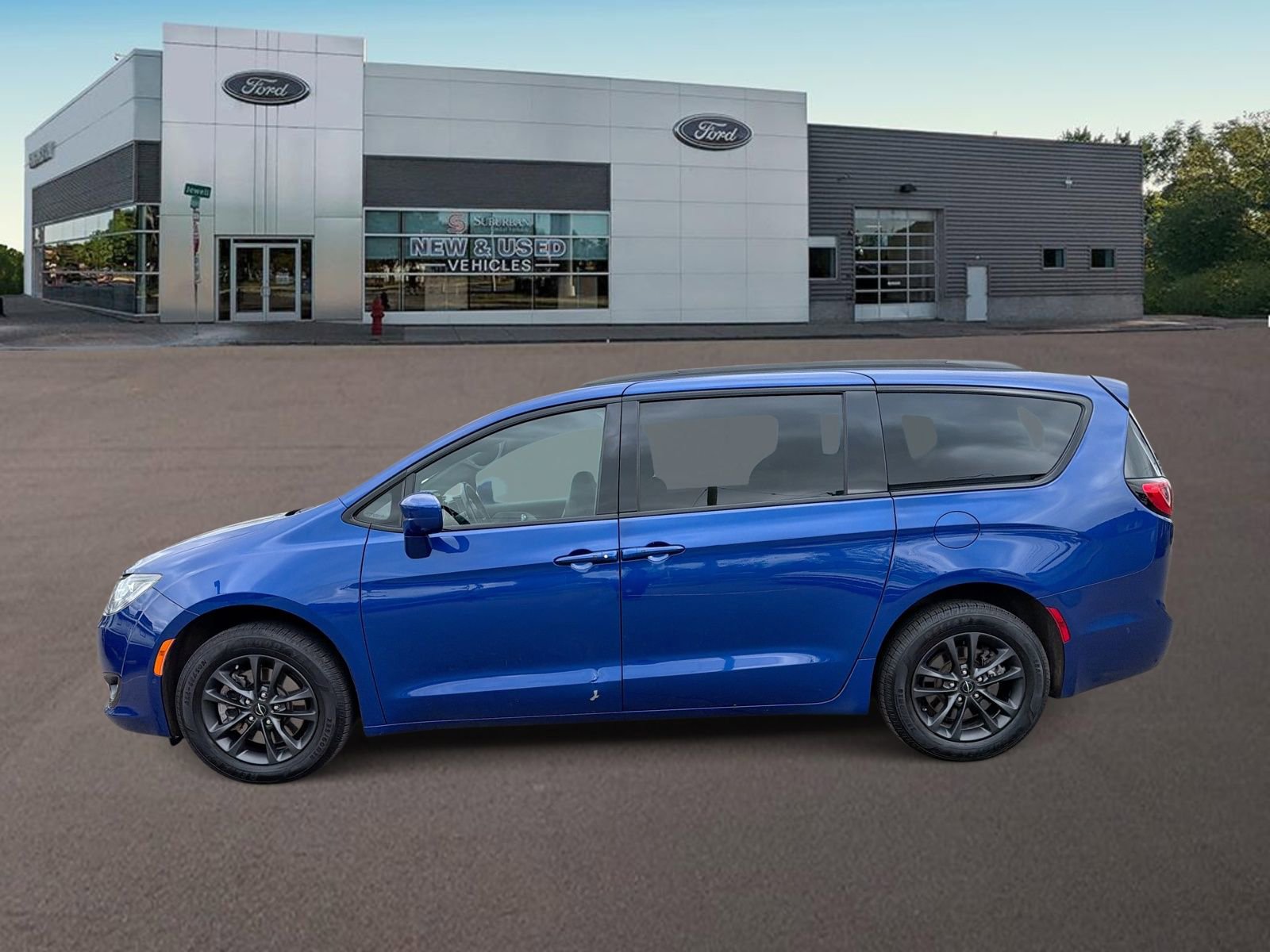 Used 2020 Chrysler Pacifica Touring-L AWD/4WD image 7