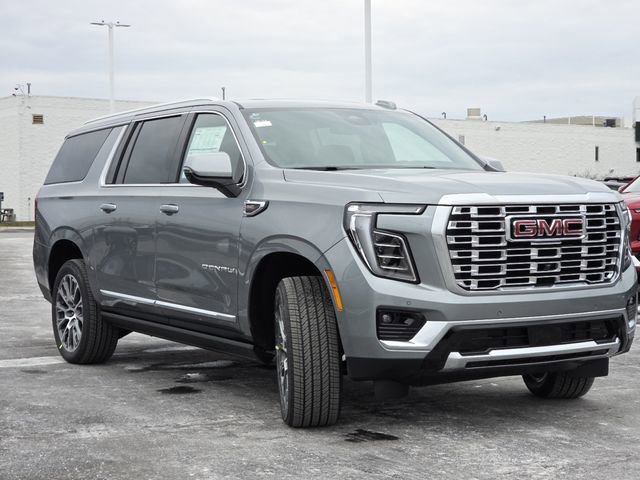 New 2026 GMC Yukon XL Denali w/ Sun & Power Step Package image 22