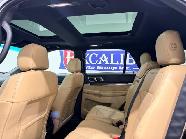 Used 2017 Ford Explorer Limited w/ Equipment Group 301A AWD/4WD image 25