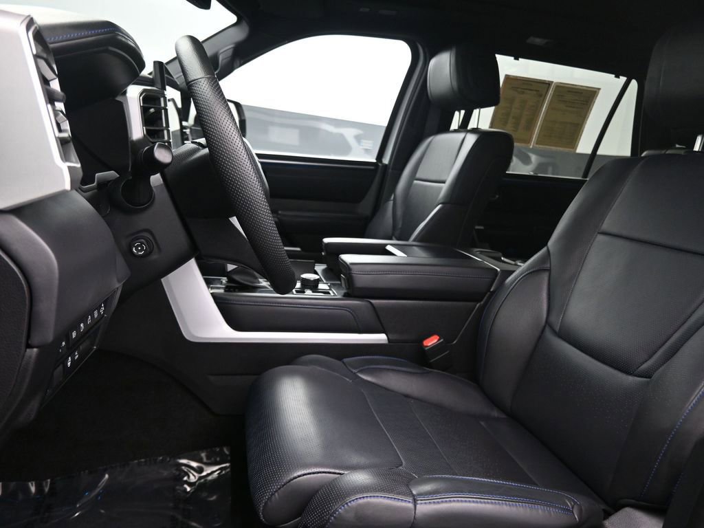 Used 2024 Toyota Sequoia Platinum image 11