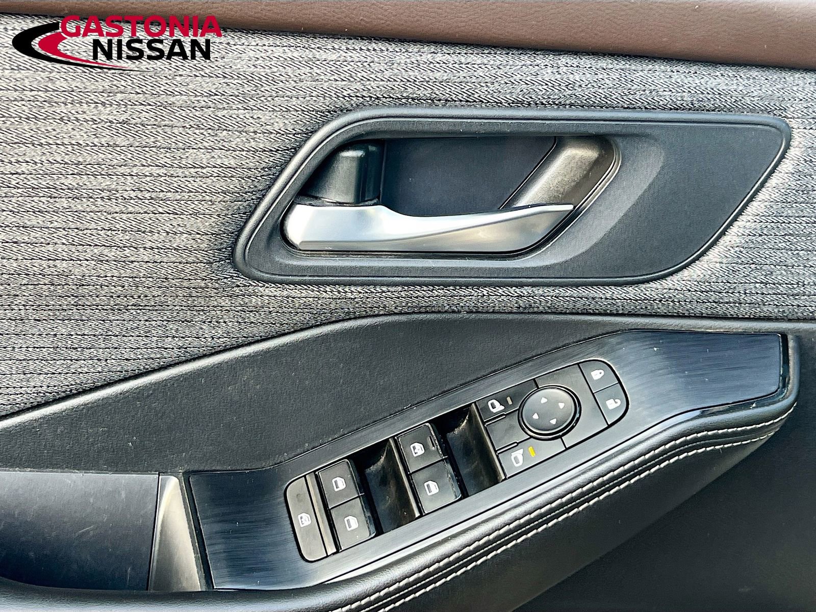 Used 2021 Nissan Rogue SV image 22