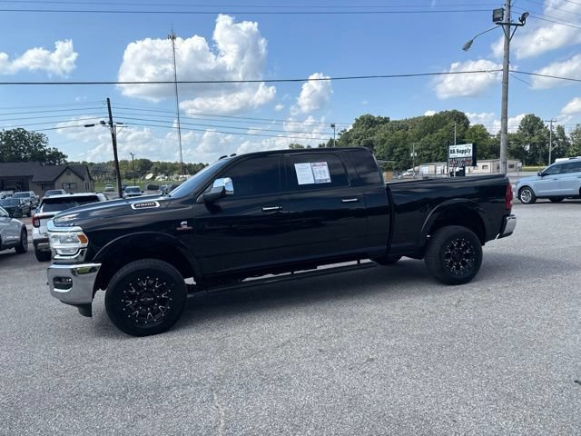 Used 2022 RAM 2500 Laramie AWD/4WD image 2