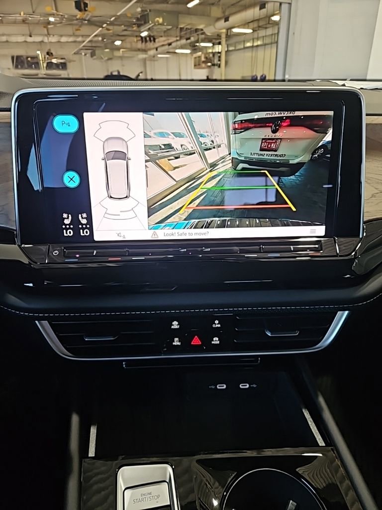 New 2026 Volkswagen Atlas SE image 34