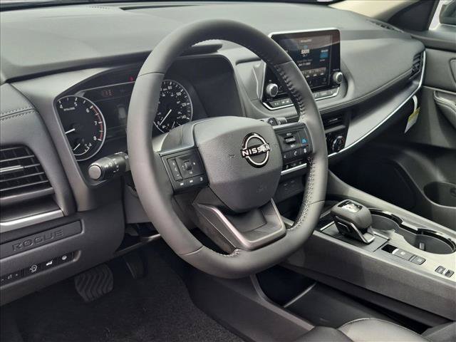 New 2027 Nissan Rogue SV FWD image 3