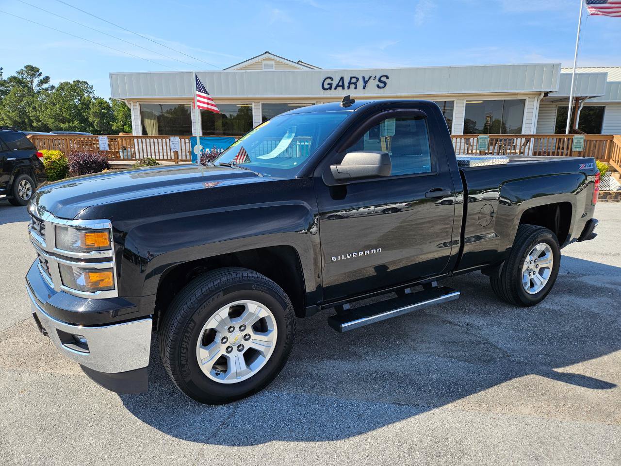 Used 2014 Chevrolet Silverado 1500 LT w/ LT Convenience Package AWD/4WD image 2