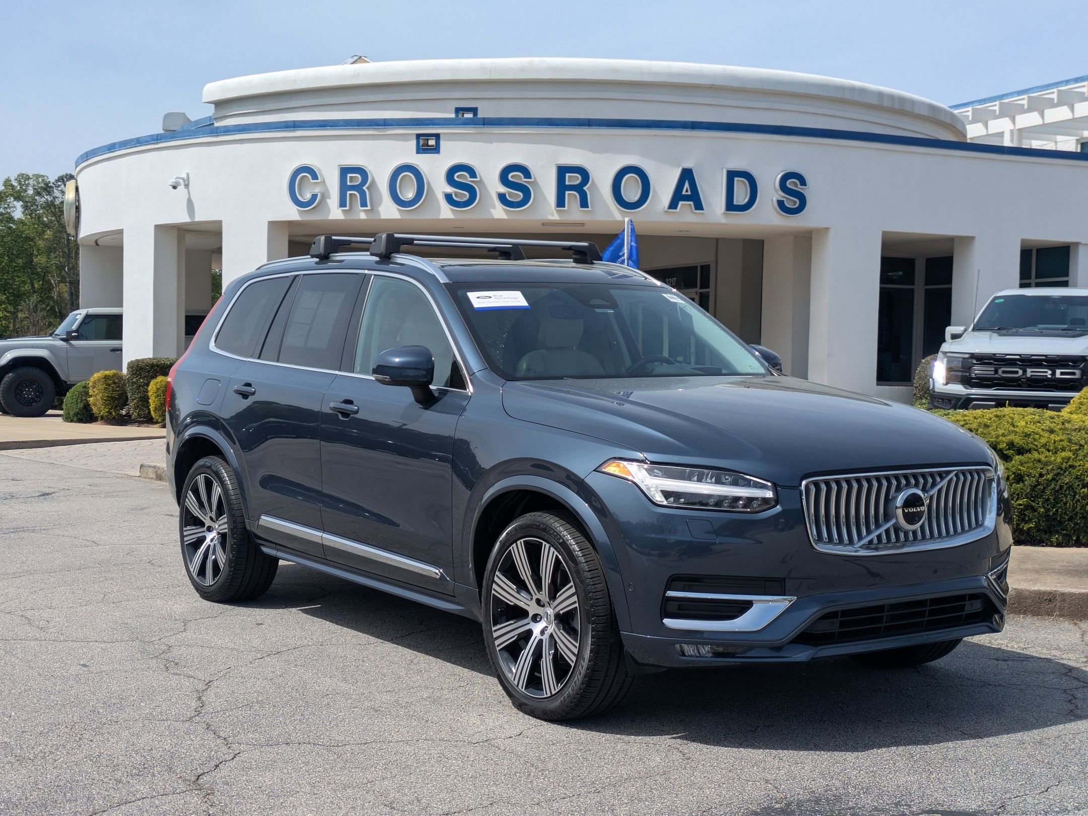 Used 2023 Volvo XC90 B6 Ultimate w/ Protection Package image 1