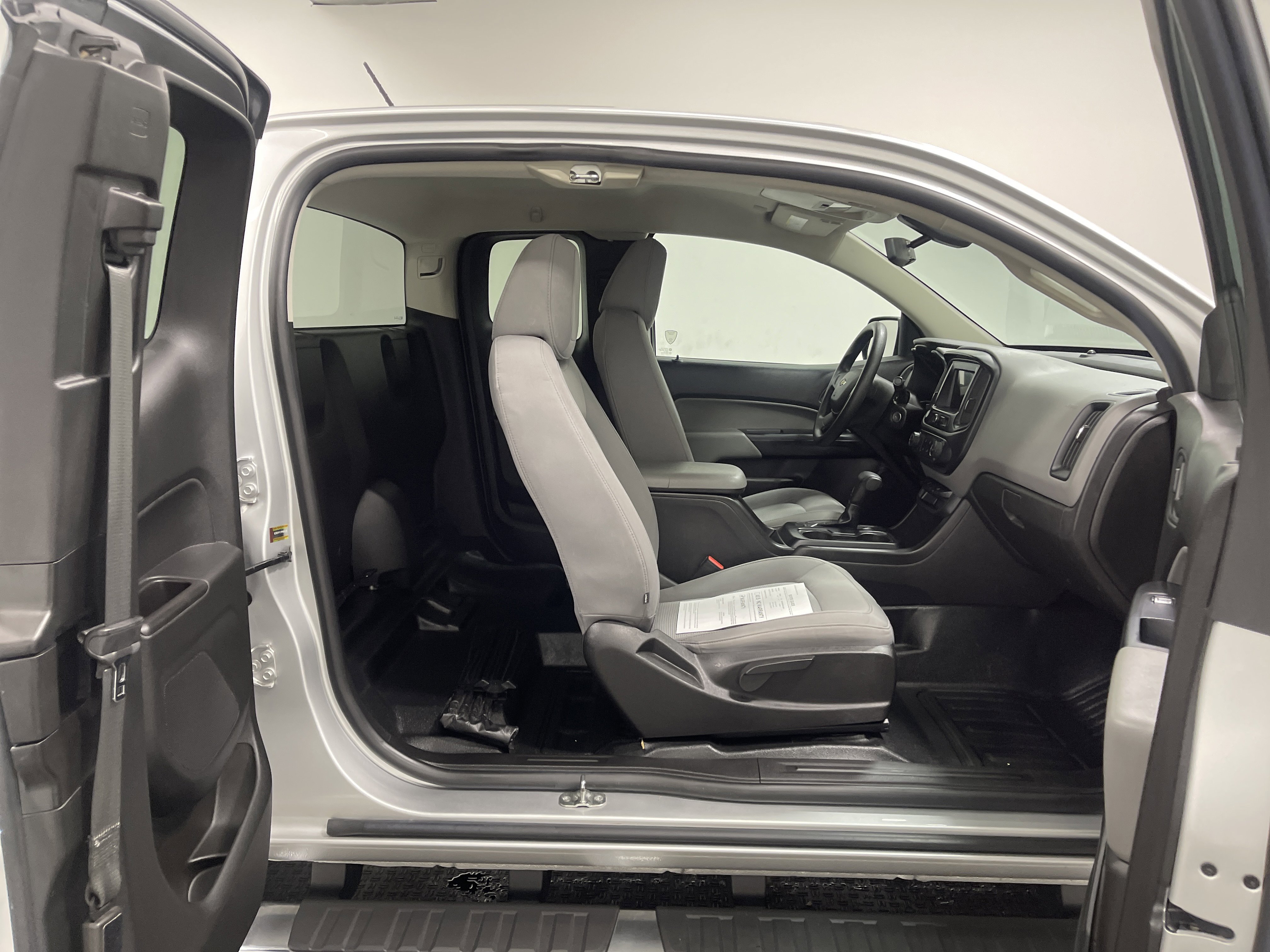 Used 2019 Chevrolet Colorado W/T image 19