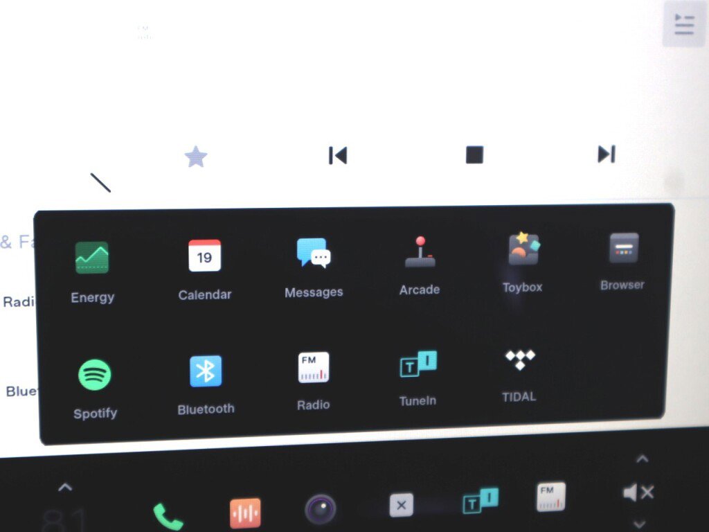 Used 2014 Tesla Model S 60 image 19