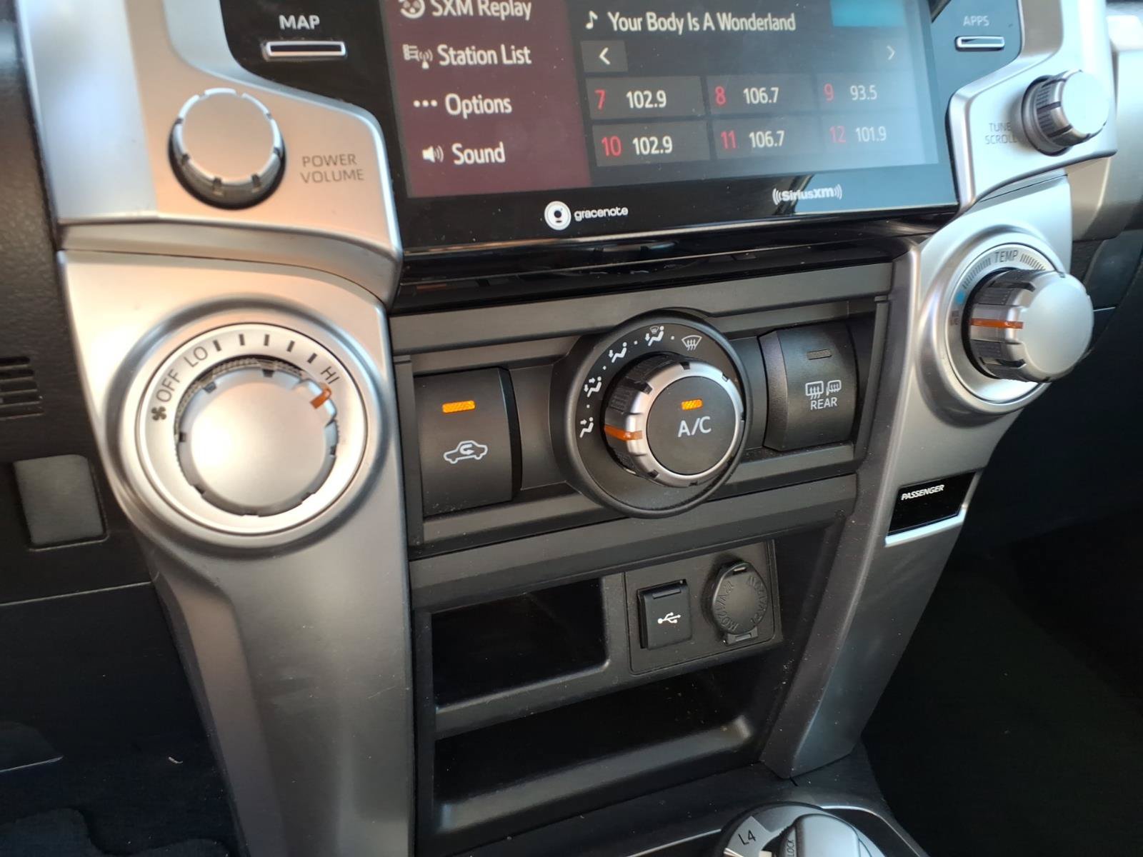 Used 2020 Toyota 4Runner SR5 AWD/4WD image 13