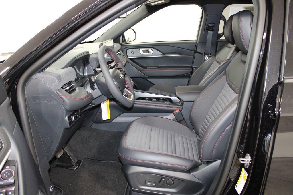 New 2026 Ford Explorer ST-Line image 22