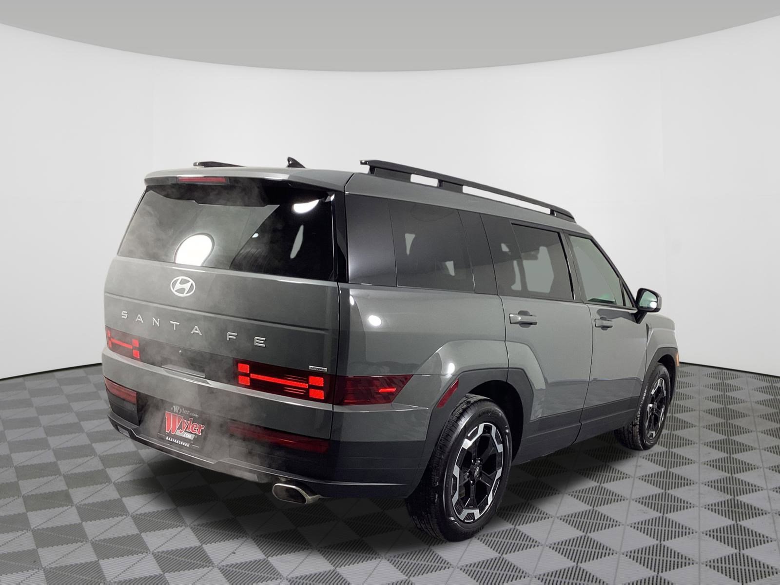 Used 2024 Hyundai Santa Fe SEL image 5