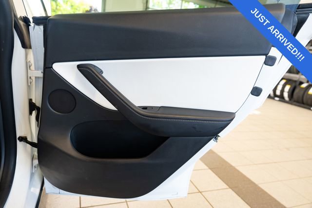 Used 2022 Tesla Model Y Performance AWD/4WD image 30