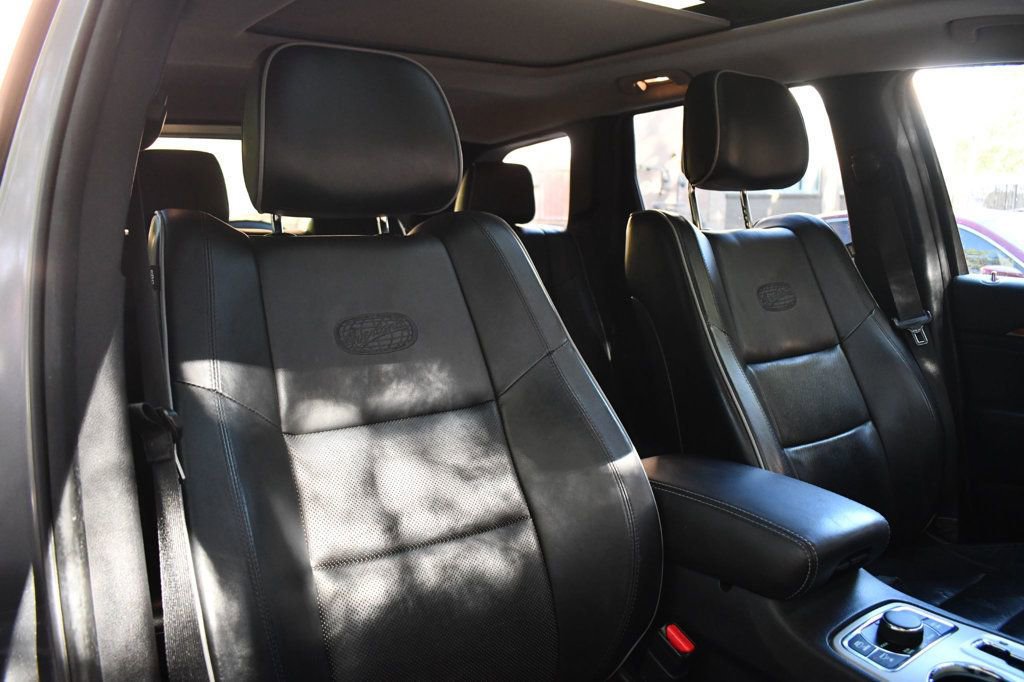 Used 2012 Jeep Grand Cherokee Overland image 23