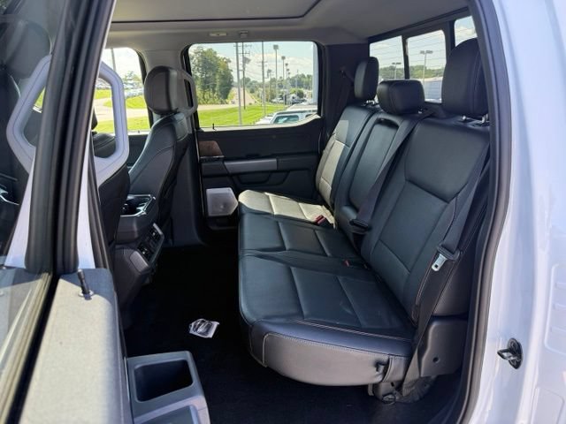 Used 2022 Ford F150 Lariat w/ Equipment Group 502A High AWD/4WD image 14