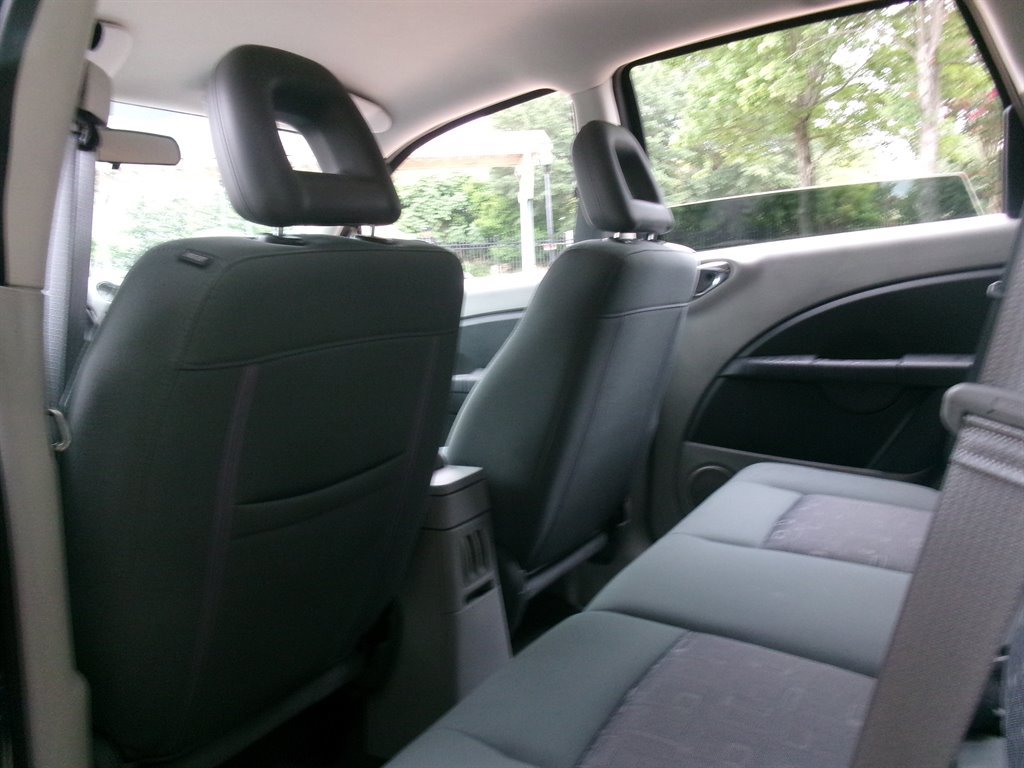 Used 2009 Chrysler PT Cruiser FWD image 20