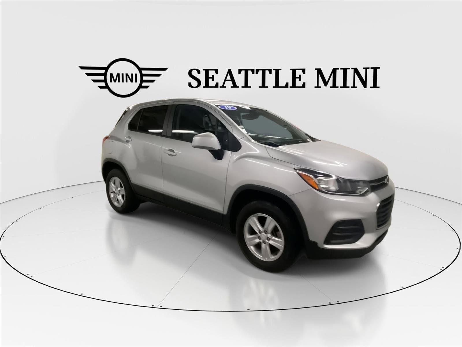Used 2019 Chevrolet Trax LS w/ Tint and Cruise Package AWD/4WD image 2