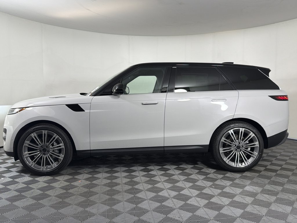 New 2027 Land Rover Range Rover Sport SE AWD/4WD image 2