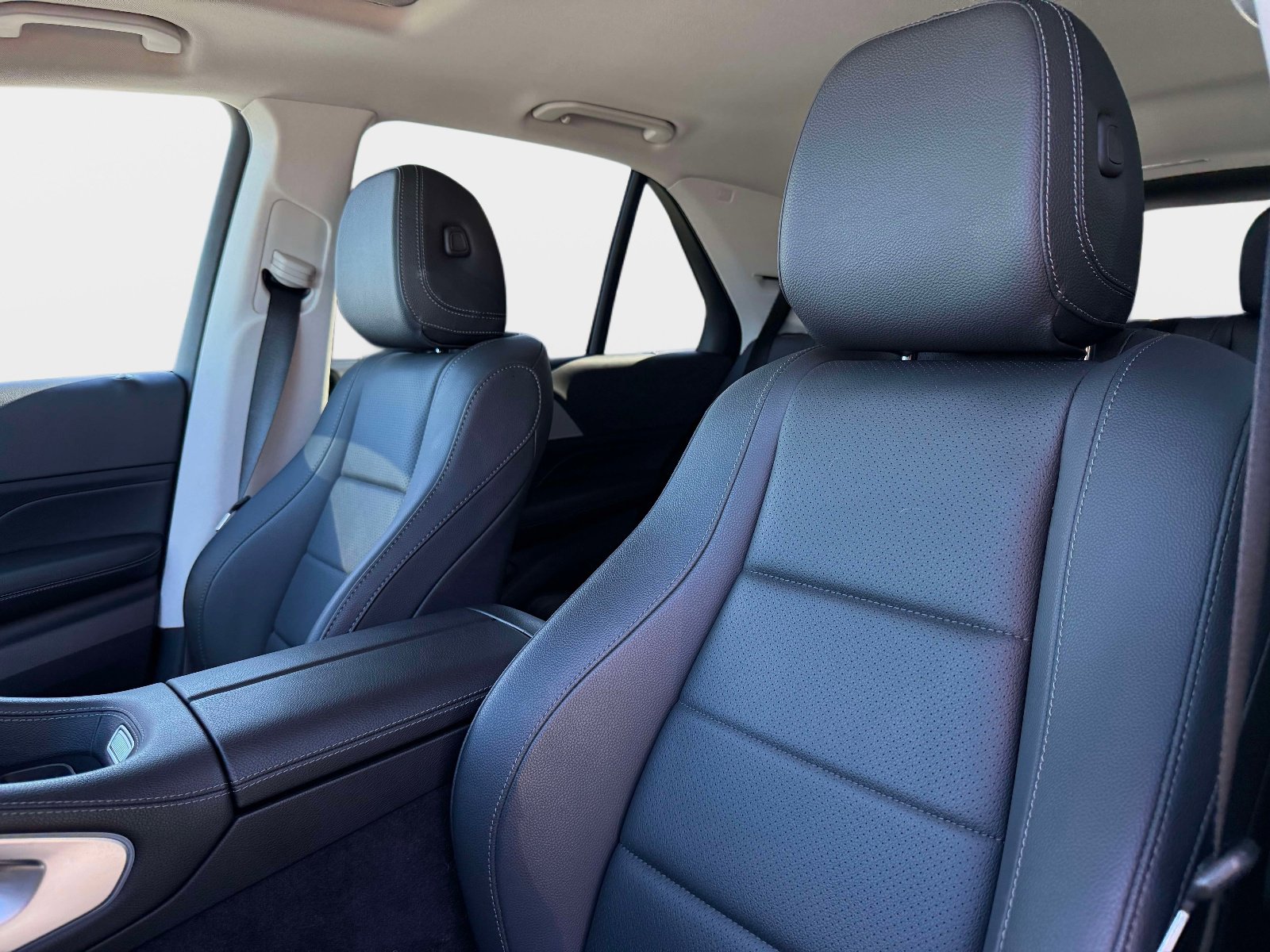 Used 2024 Mercedes-Benz GLE 350 4MATIC image 42