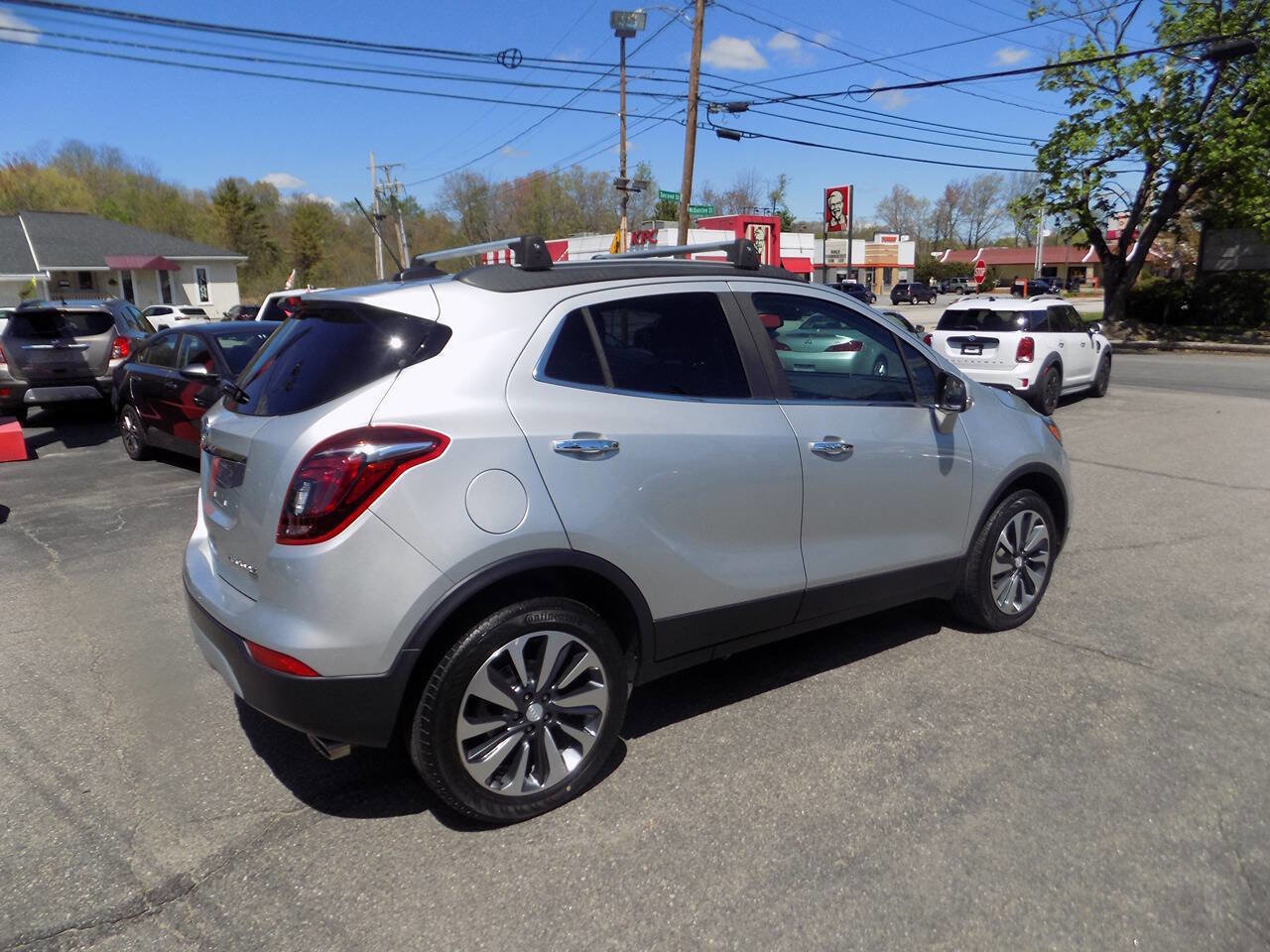 Used 2019 Buick Encore Essence AWD/4WD image 3