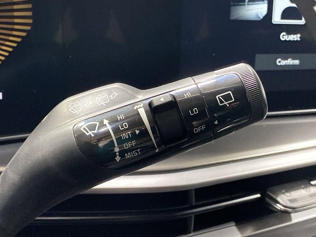 New 2026 Kia Sorento LX FWD image 36