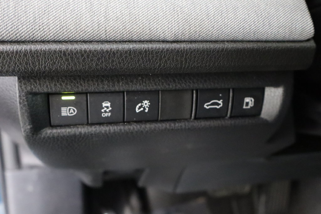 Used 2026 Toyota Camry LE FWD image 22