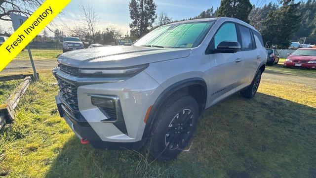 Used 2026 Chevrolet Traverse Z71 w/ Driver Confidence Package image 1