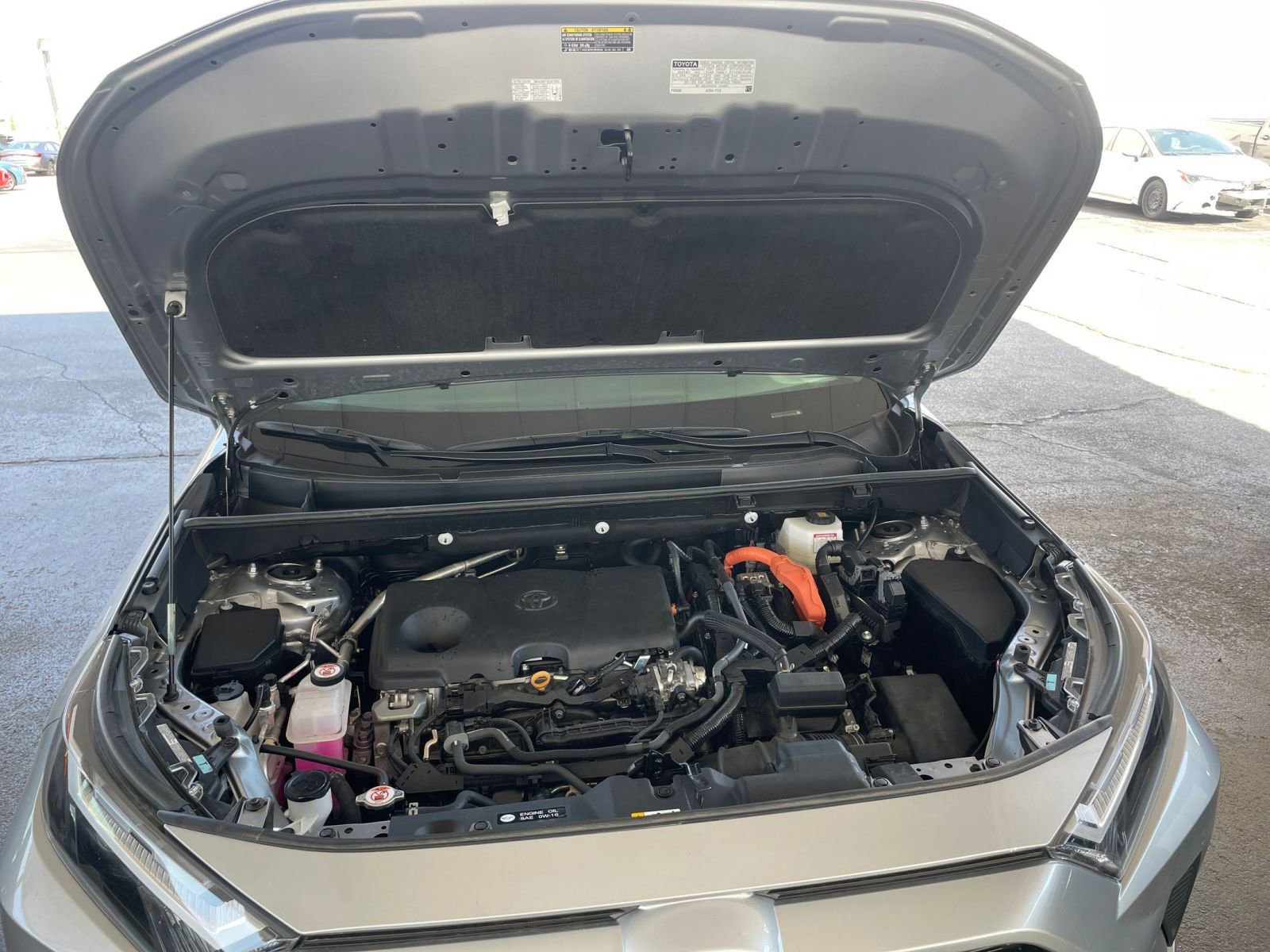 Used 2025 Toyota RAV4 LE image 31