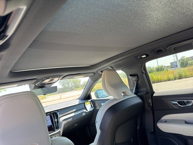 New 2026 Volvo V60 B5 Cross Country Ultra w/ Protection Package Premier image 8