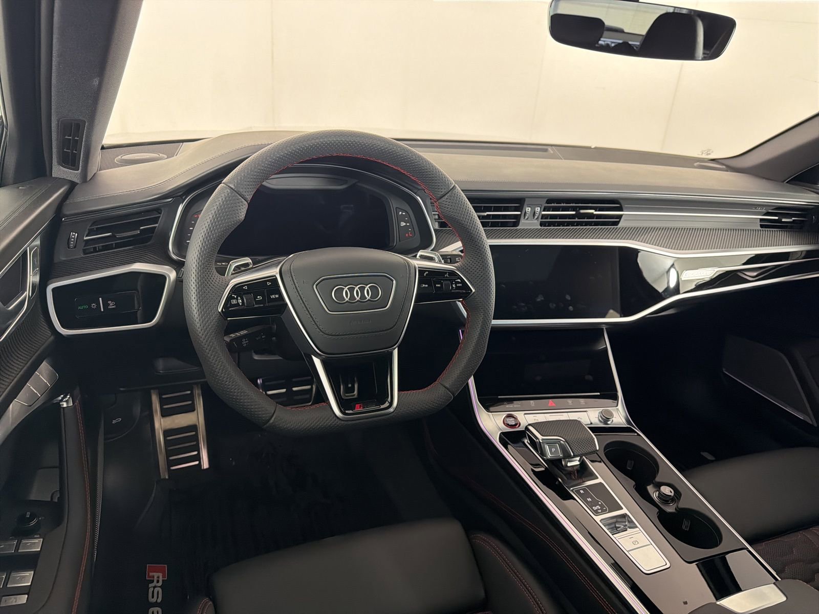 New 2026 Audi RS 6 performance AWD/4WD image 12