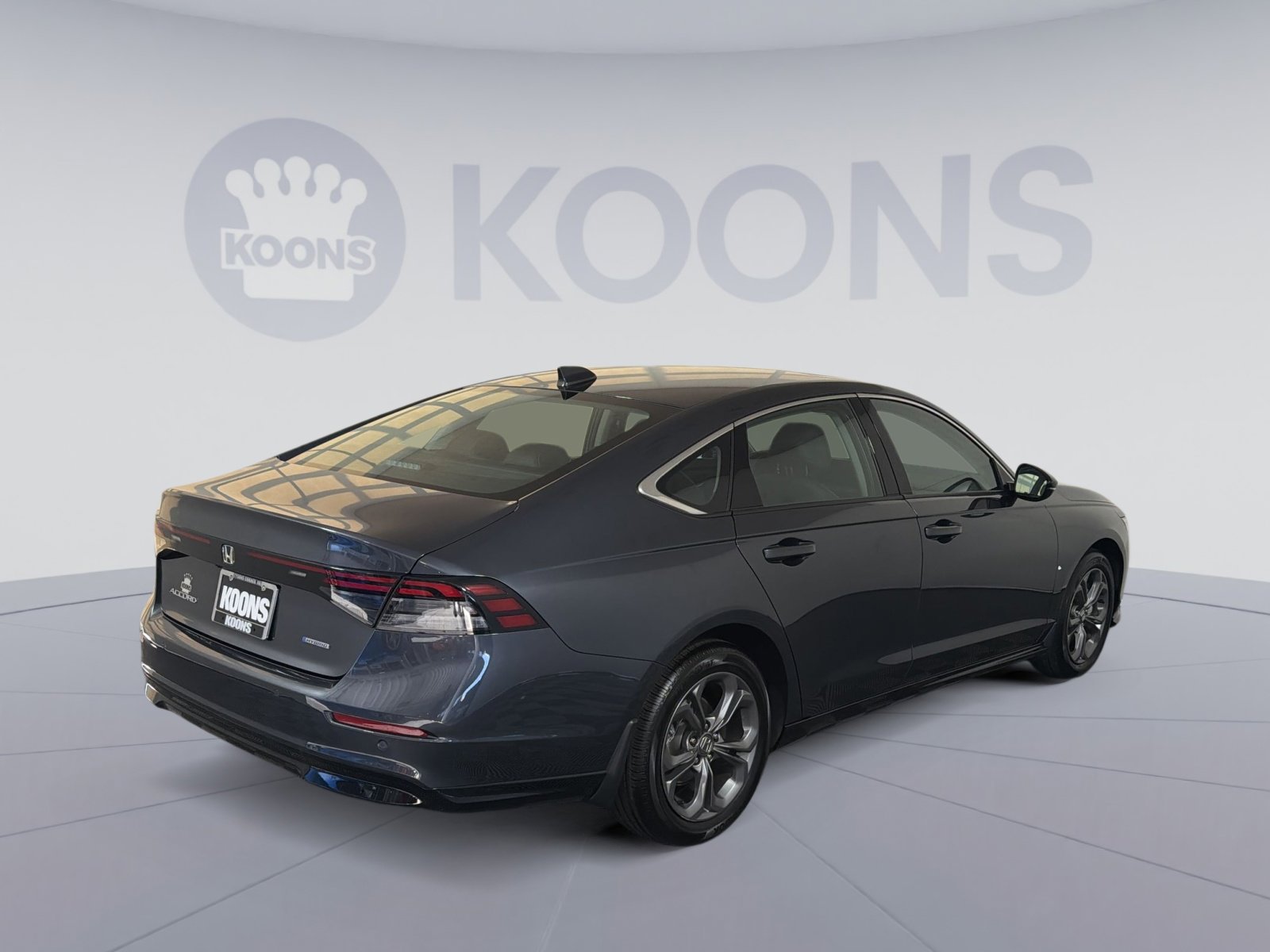 Used 2023 Honda Accord EX-L image 7