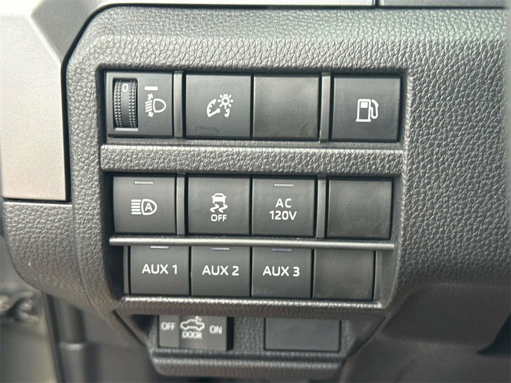 Certified 2025 Toyota Tacoma TRD Sport image 22