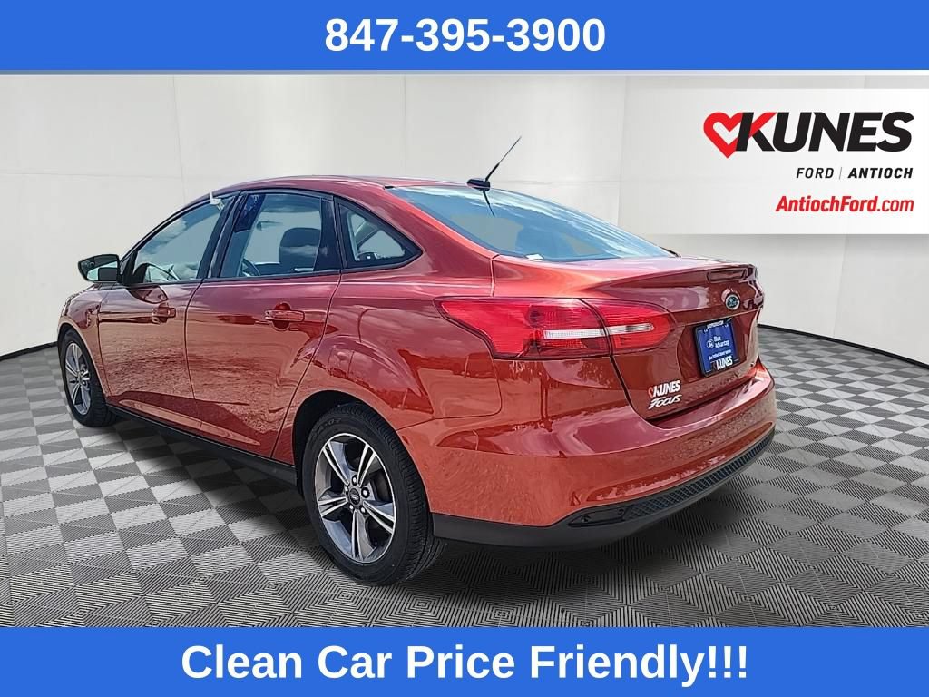 Certified 2018 Ford Focus SE w/ SE Appearance Package FWD image 3