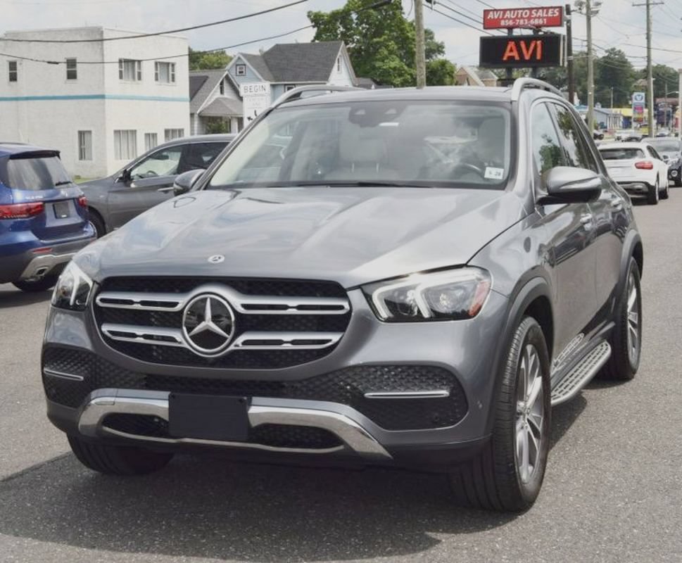 Used 2023 Mercedes-Benz GLE 350 4MATIC image 2