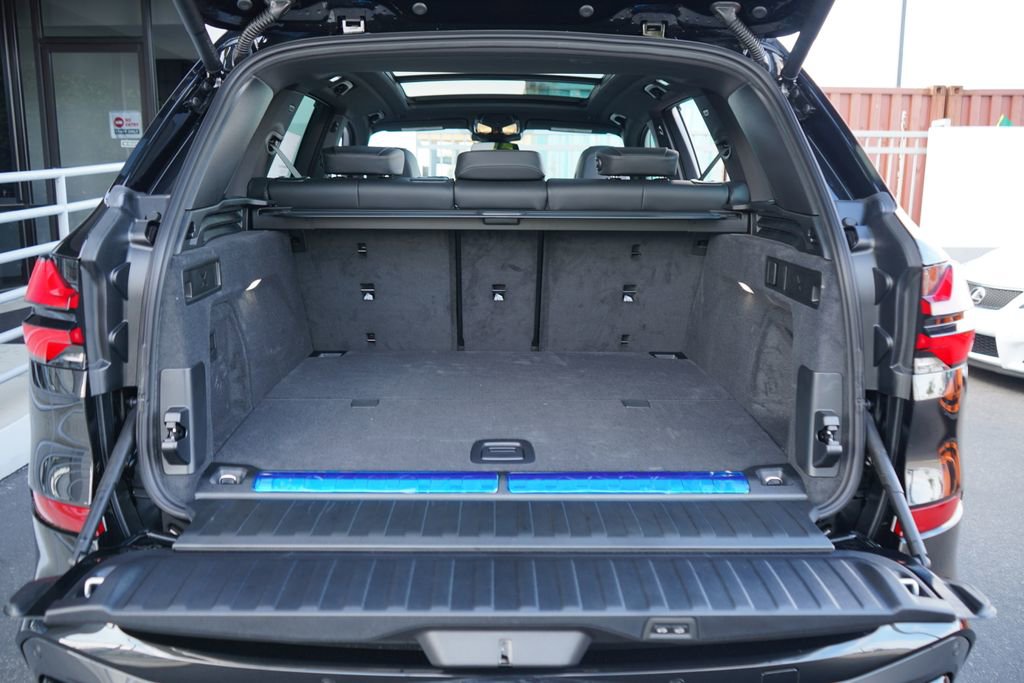 New 2026 BMW X5 xDrive50e w/ M Sport Package image 20